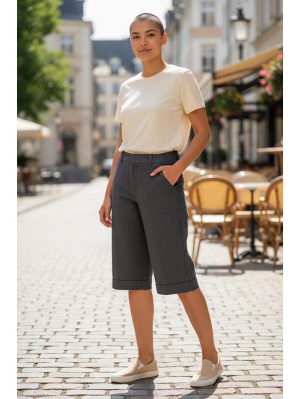 Ann Taylor LOFT "Marisa" Cuffed Capris